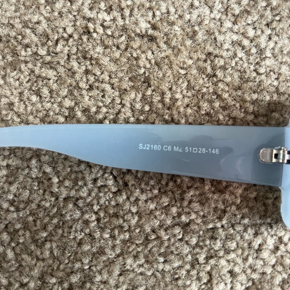 Blue Retro 90’s Rectangle Sunglasses - Picture 5 of 5